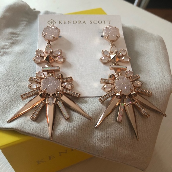 Kendra Scott Jewelry - 🎀NEW🎀Kendra Scott Rose Gold Starburst Earrings